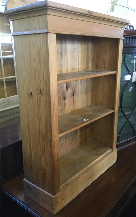 Pine open three shelved bookcase